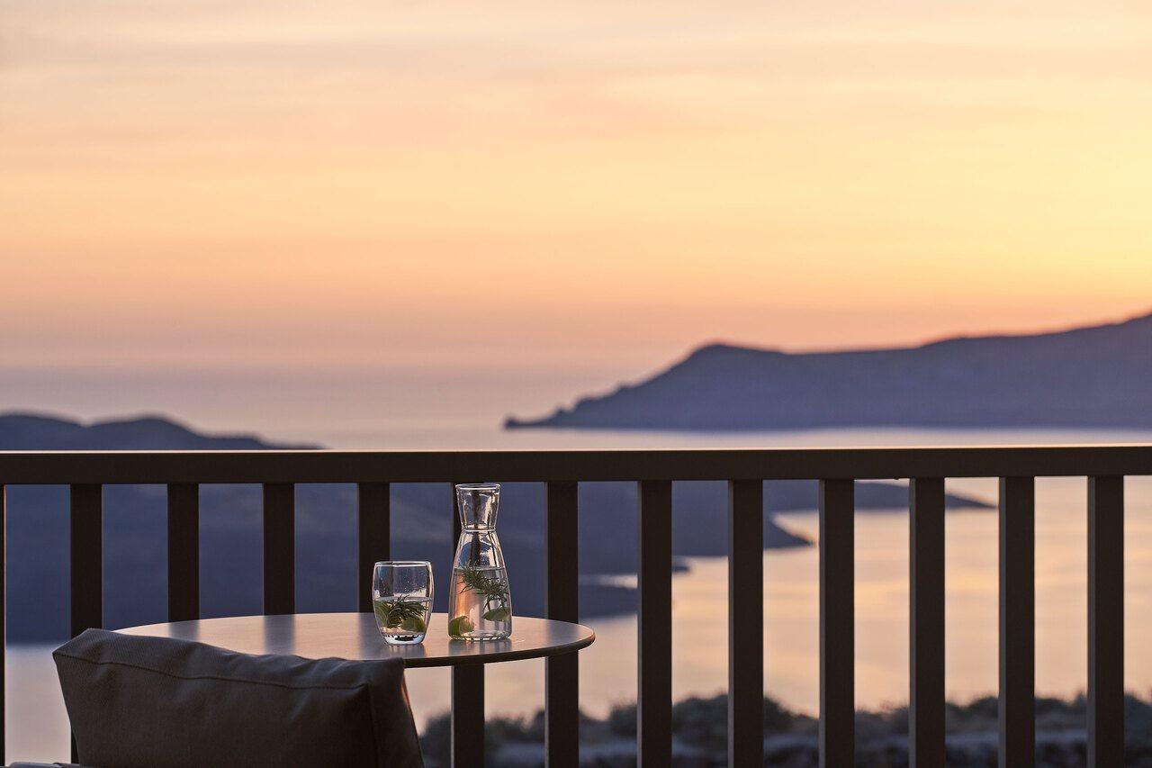 Orama Hotel & Spa Fíra Kültér fotó Sunset at the hotel