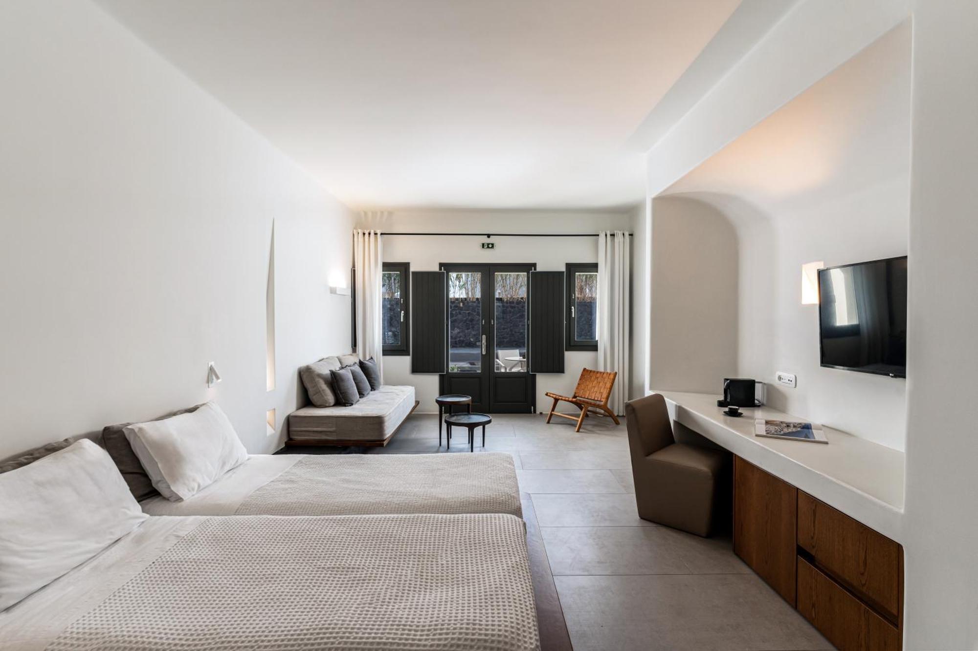 Orama Hotel & Spa Fíra Kültér fotó Deluxe room